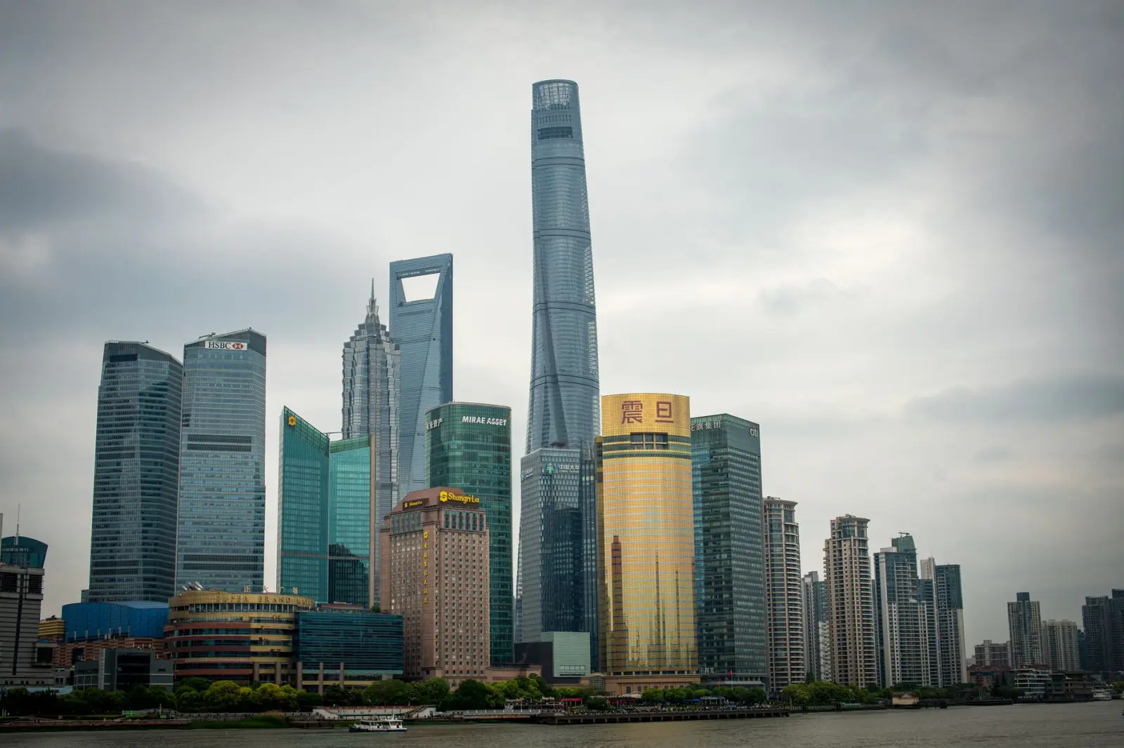 服装服饰供应链管理中的质量管控要点与成本优化方案
